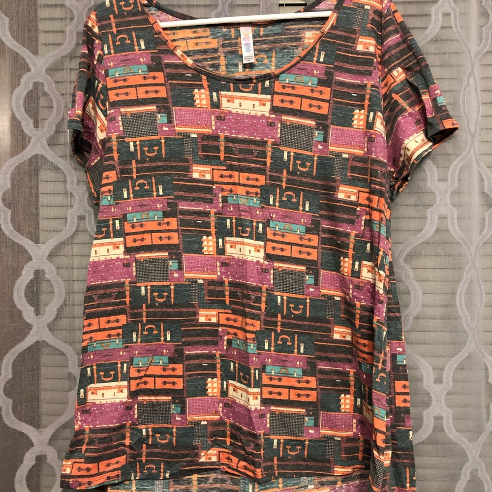 LuLaRoe Classic T